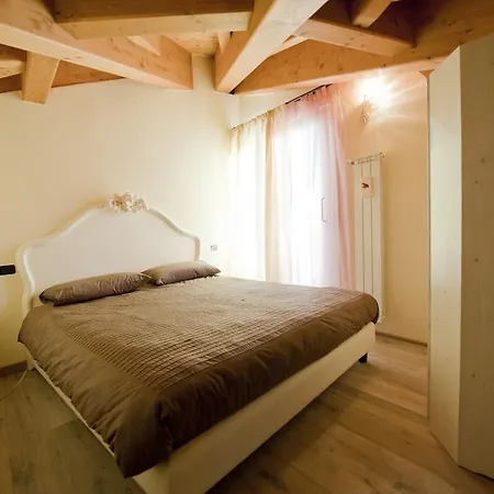 Aparthotel La Corte Vezza dʼOglio